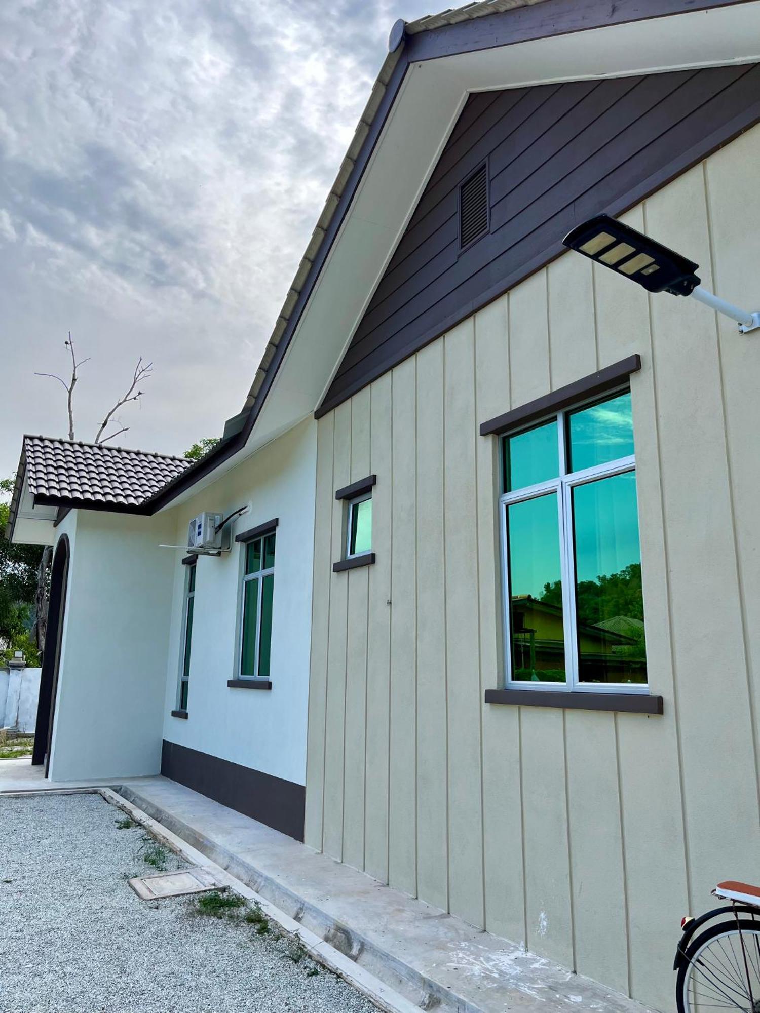 The Broms Villa กัวลาตรังกานู ภายนอก รูปภาพ